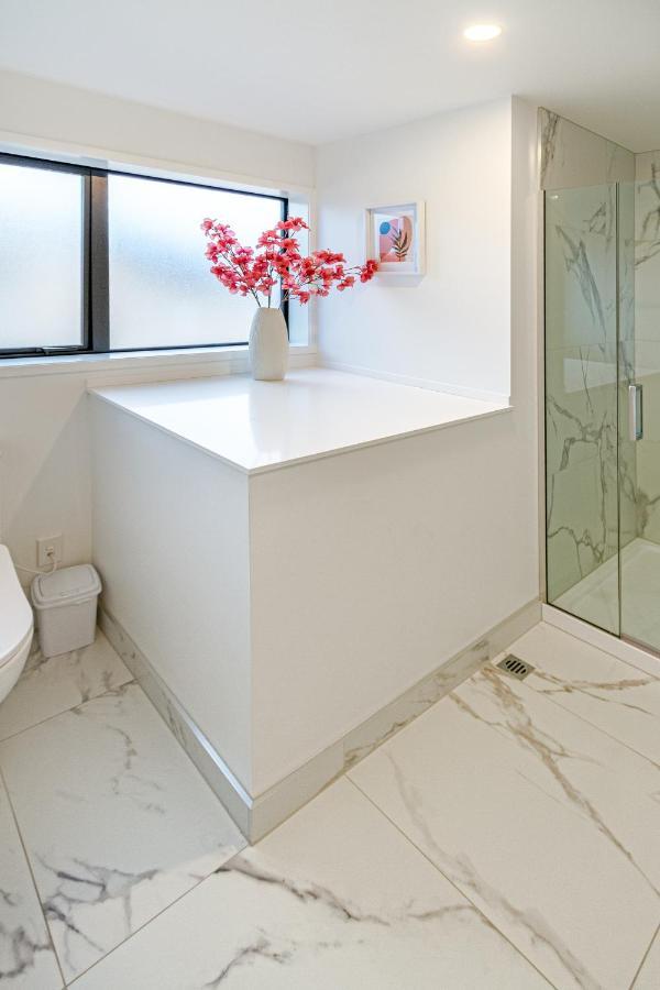 Vibrant City Abode - 2 Bed 2 Bath Apartment Christchurch Luaran gambar